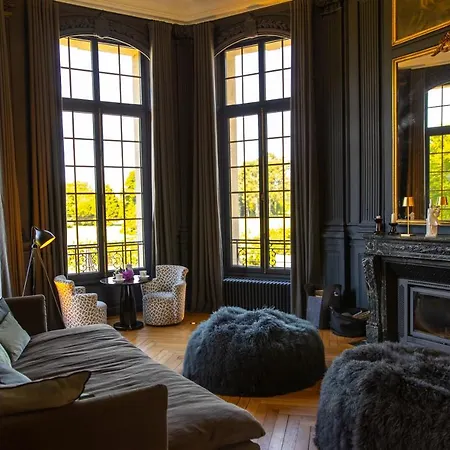 Les Garennes - *