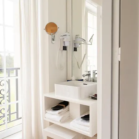 Resort Les Garennes - *
